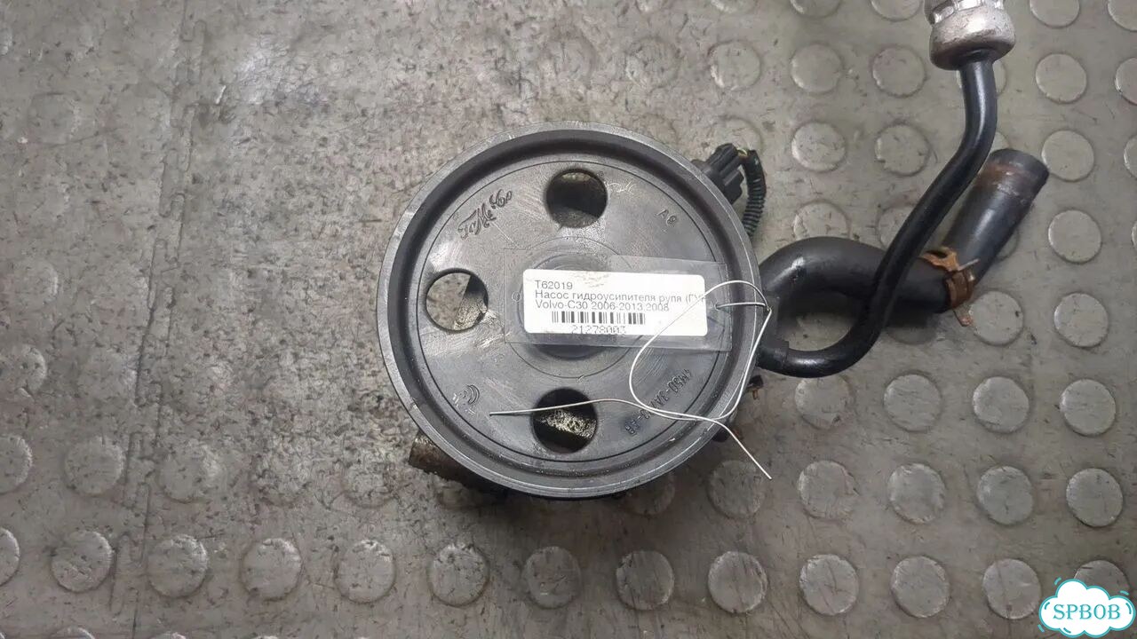 Гур Volvo C30 фото 1