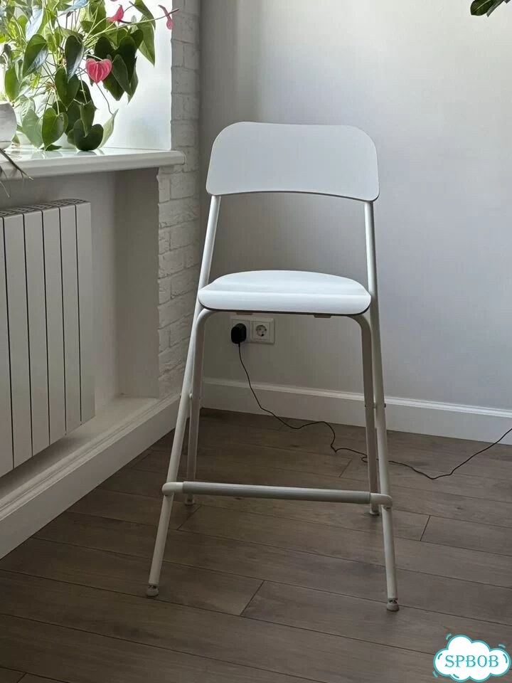 Барный стул IKEA фото 1