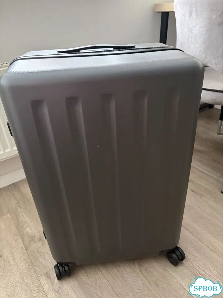 Чемодан на колесах фото 1
