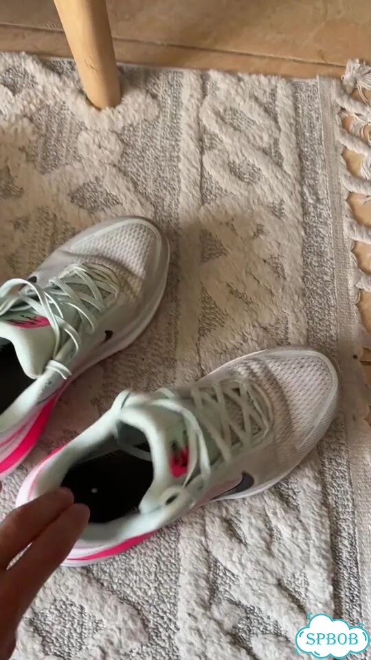 Кроссовки Nike Vomero 18 фото 1