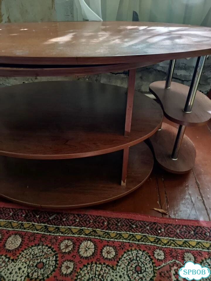 Журнальный столик на колесах бу складной фото 2