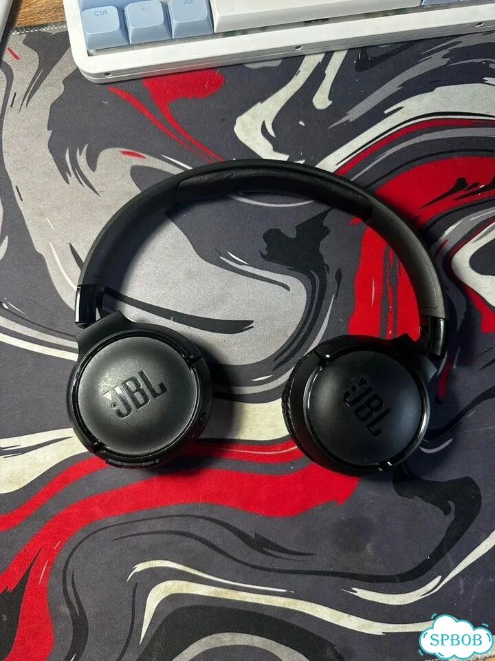 Наушники JBL tune 520BT фото 1