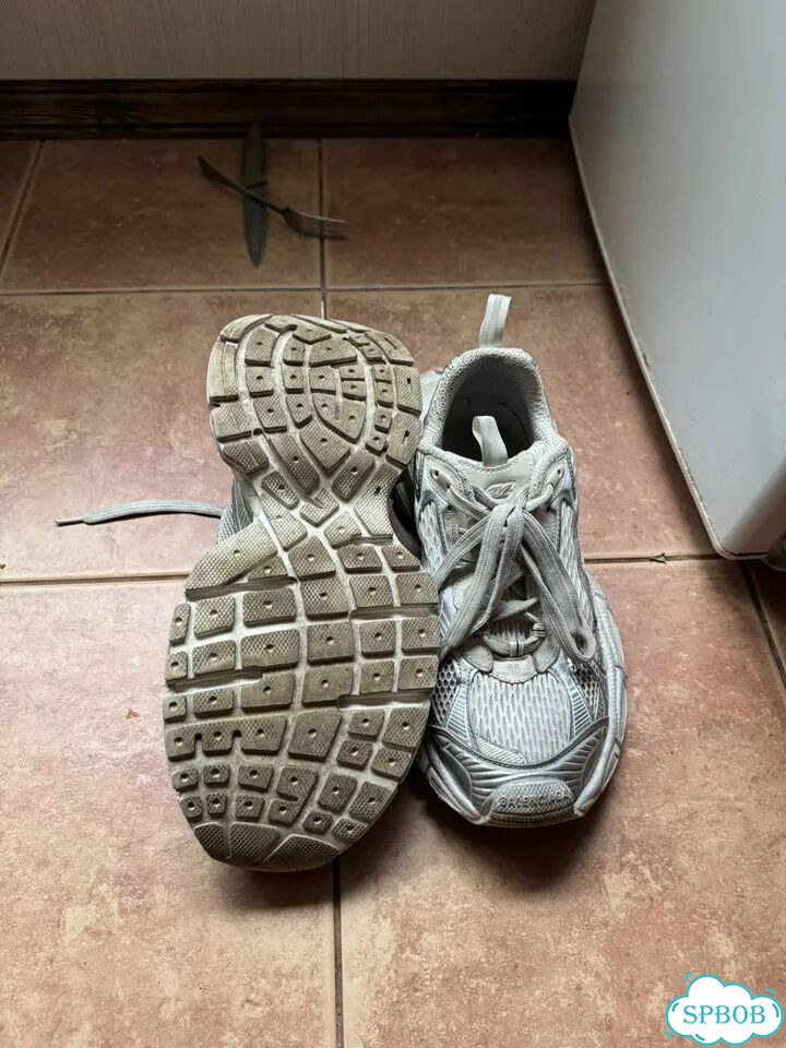 Balenciaga 3XL 45 размер фото 4