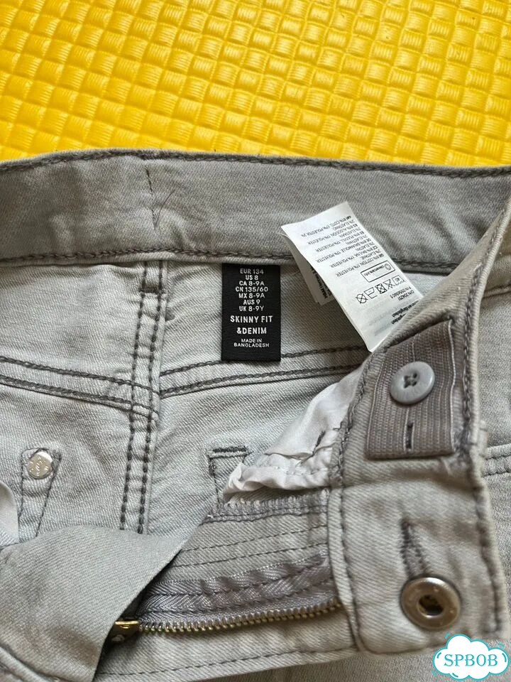 Новые детские джинсы H&M 134см фото 2