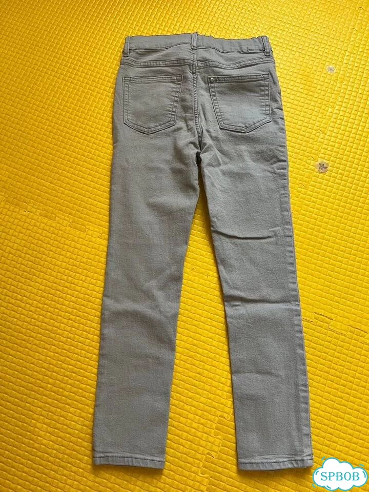 Новые детские джинсы H&M 134см фото 3