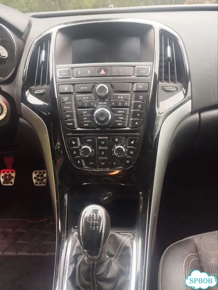 Opel Astra GTC 1.6 MT, 2012, 245 000 км фото 22