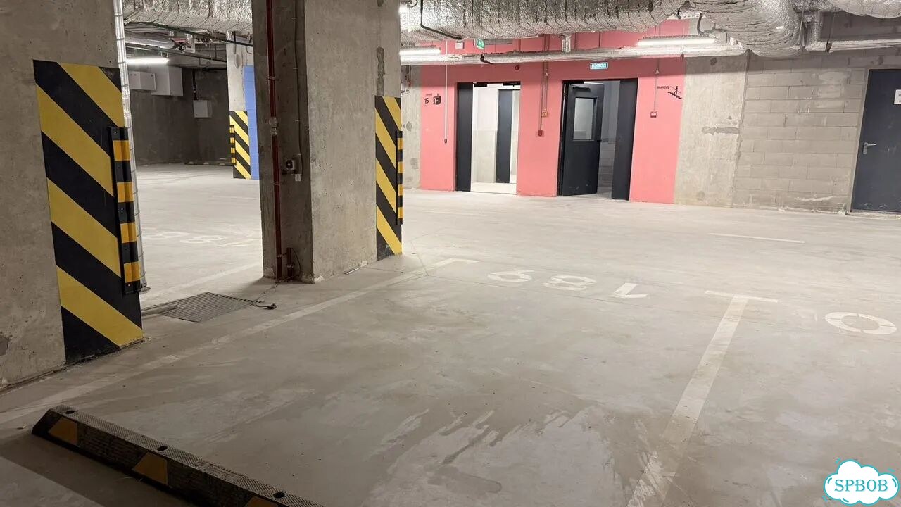 Машиноместо, 20 м² фото 1
