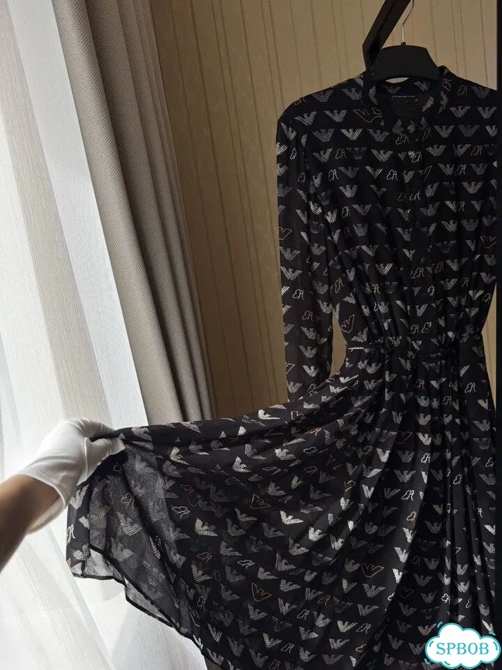 Платье Emporio Armani оригинал фото 4