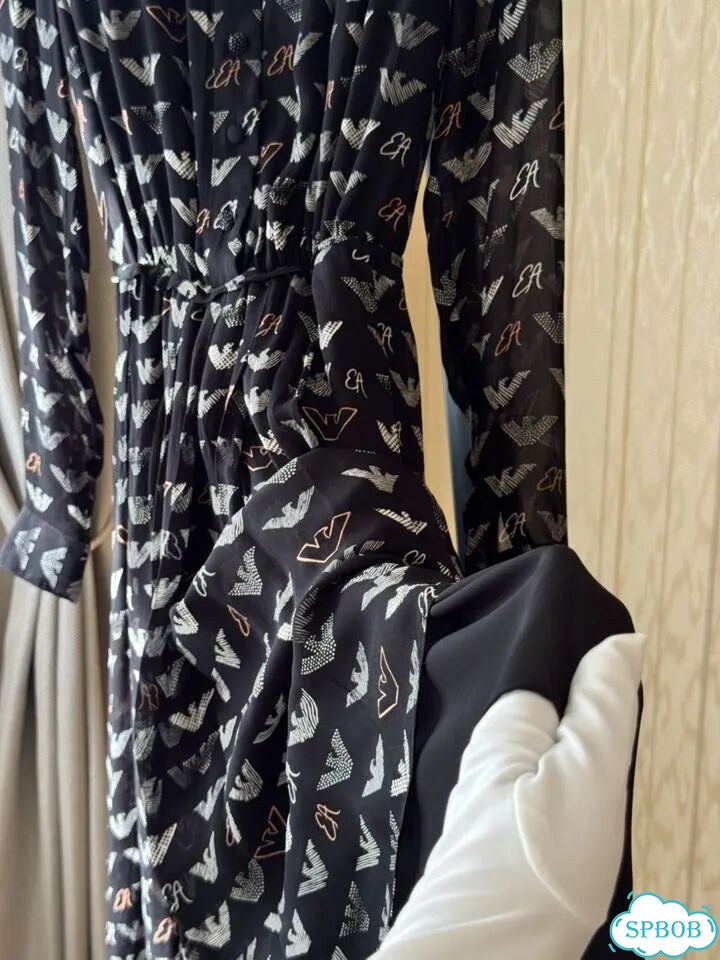 Платье Emporio Armani оригинал фото 7
