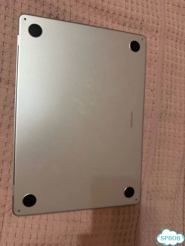 Macbook Air 13 m2 8 256 silver фото 6