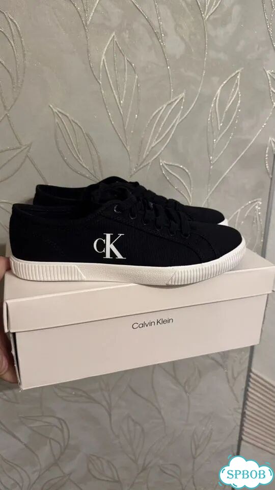 Новые Кеды Calvin Klein фото 2
