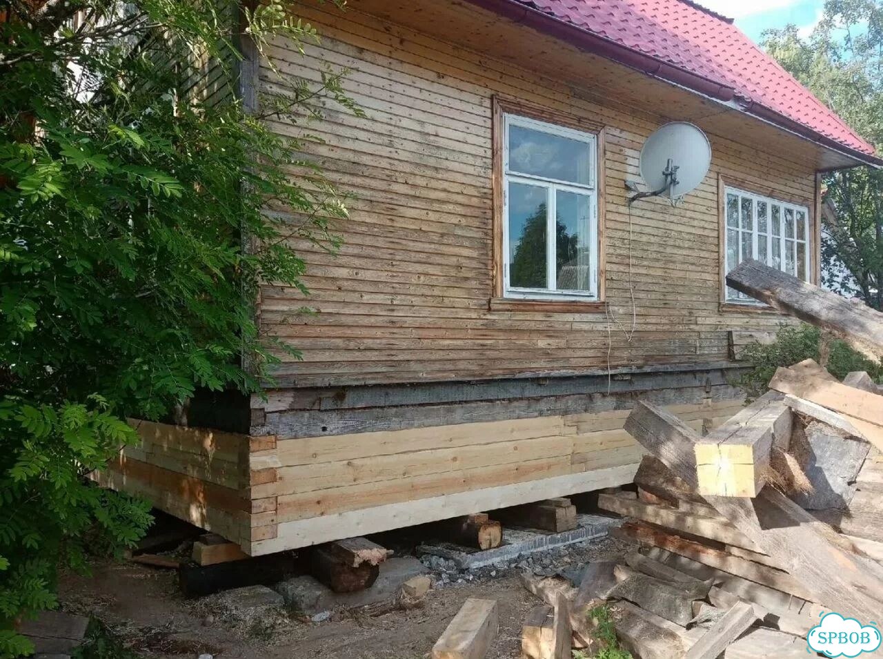 Замена венцов и ремонт пола. Частник фото 1