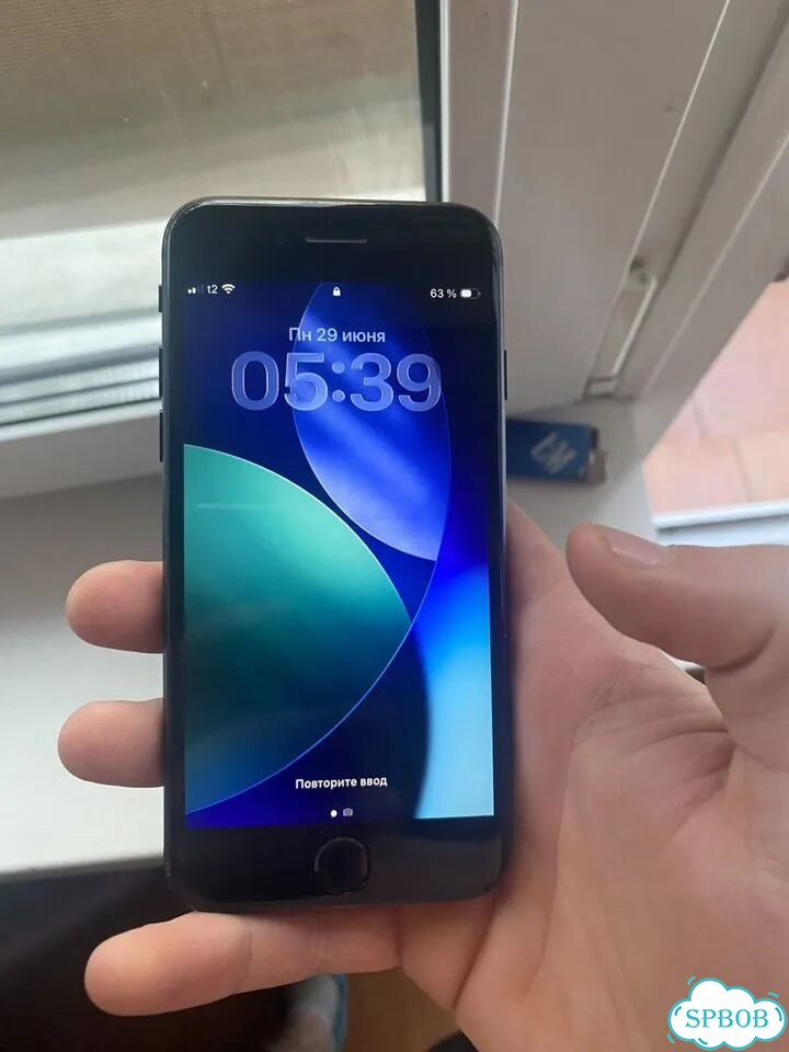 iPhone SE (2020), 64 ГБ фото 1
