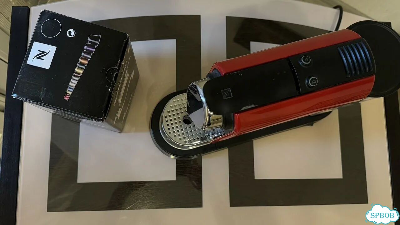 Кофемашина nespresso (made in switzerland) фото 3