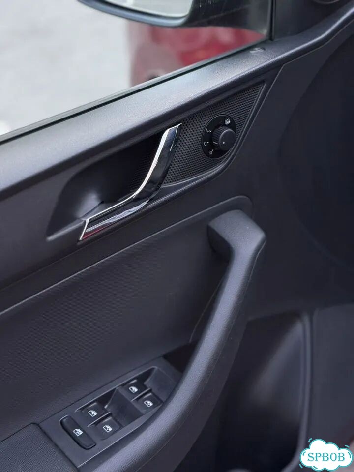 Skoda Rapid 1.6 AT, 2016, 145 000 км фото 15