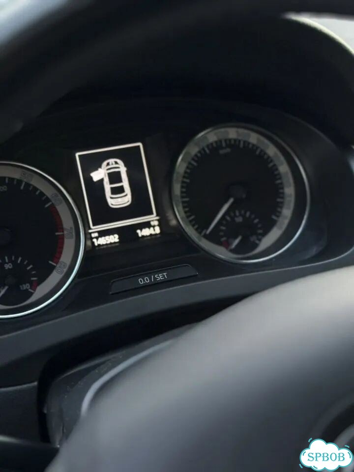 Skoda Rapid 1.6 AT, 2016, 145 000 км фото 16