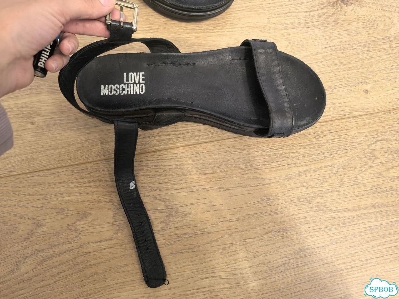 Кожаные босоножки love Moschino 38 фото 2