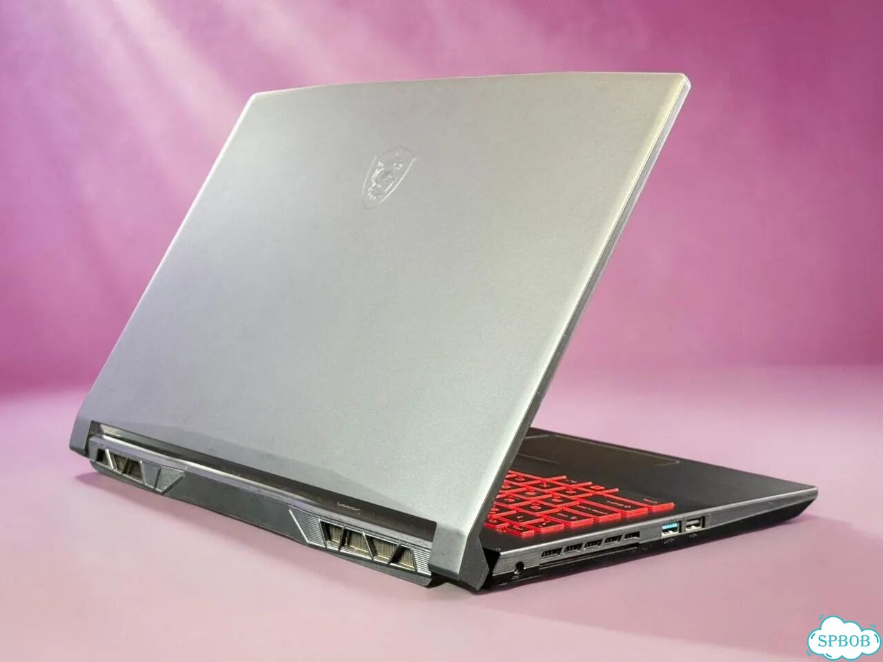 Игровой ноутбук MSI Katana 17.3 GTX 1650 + Core i5 фото 9