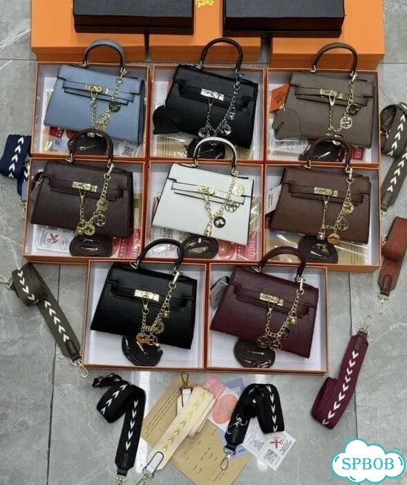 Сумки женские мужские оптом Guess, Miu Miu, Chanel фото 2