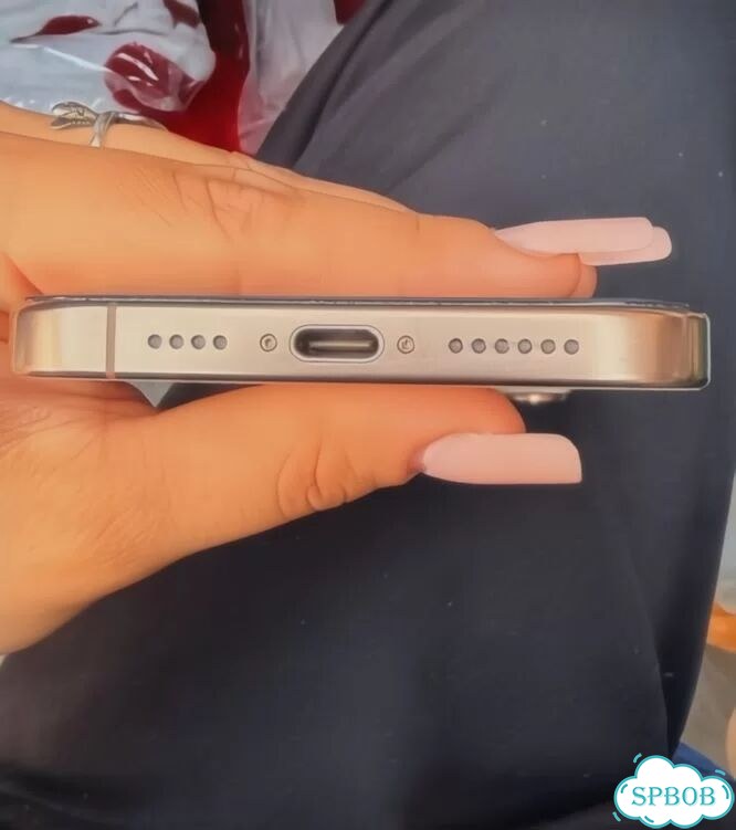 iPhone 16 Pro Max, 256 ГБ, SIM + eSIM фото 3