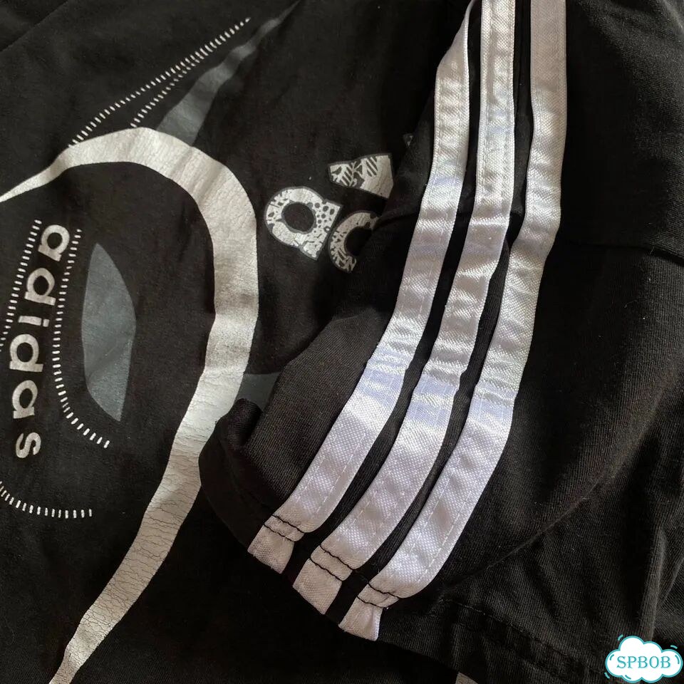 Винтажная футболка Adidas archive Y2K фото 2