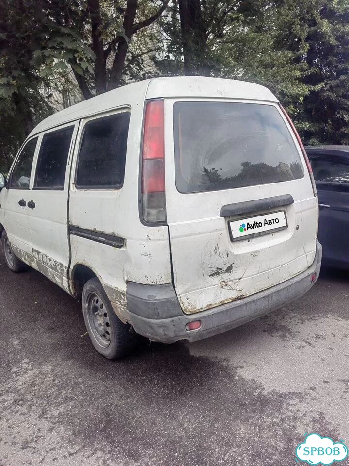 Toyota Town Ace 2.2 AT, 2000, битый, 400 000 км фото 4