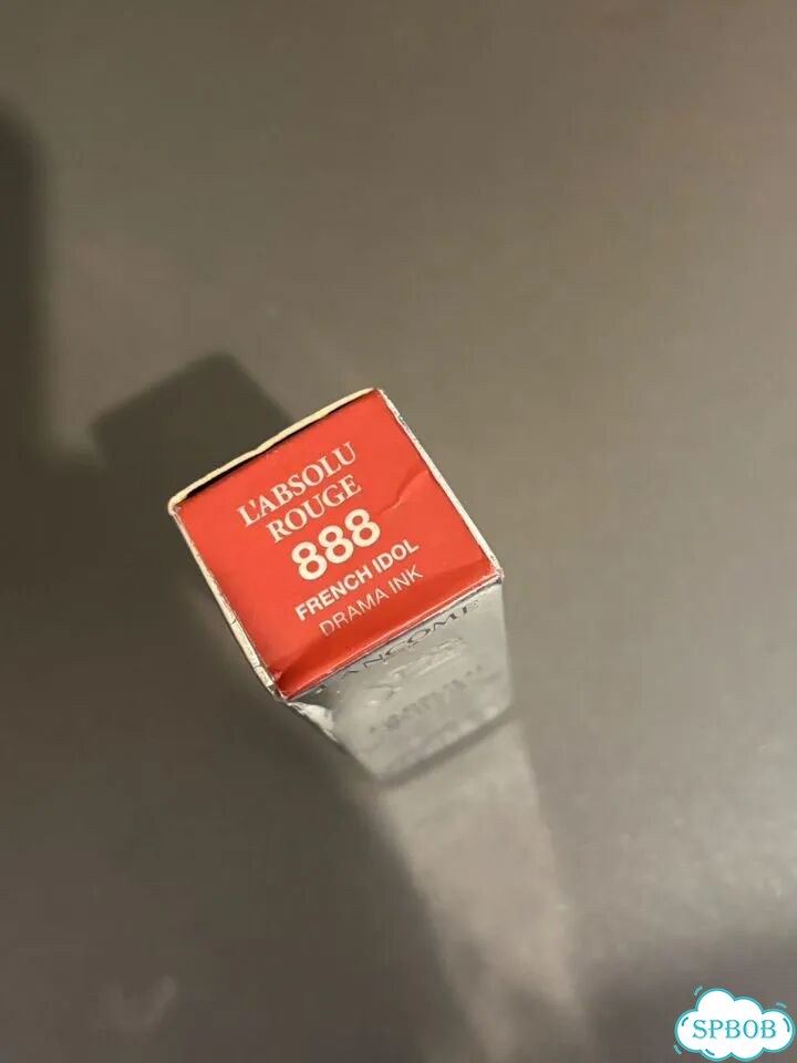 Lancôme помада фото 1