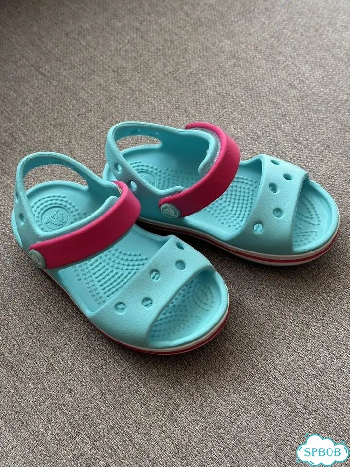 Голубые босоножки crocs c6 фото 1