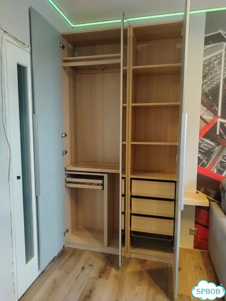 Шкаф распашной трёхстворчатый Ikea Pax фото 2