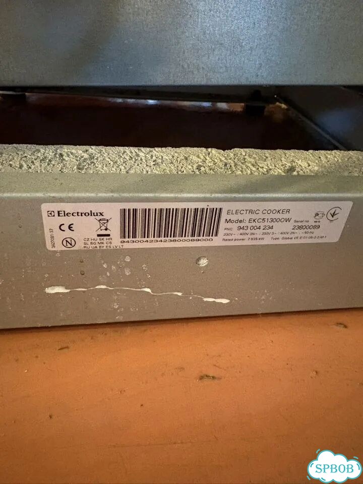 Электрическая плита Electrolux EKC51300OW фото 6