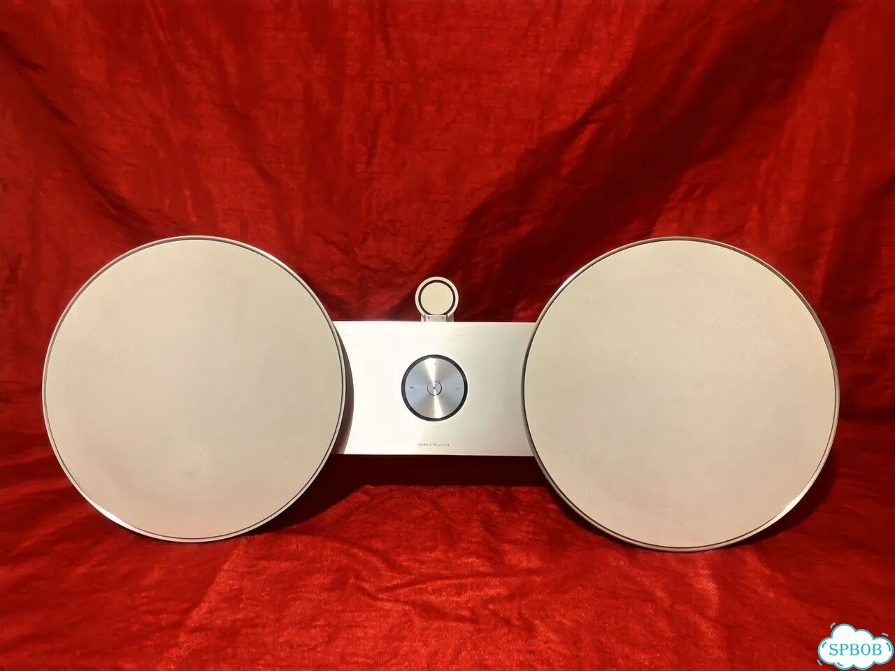 Музыкальный центр Bang Olufsen Beosound a8 фото 1