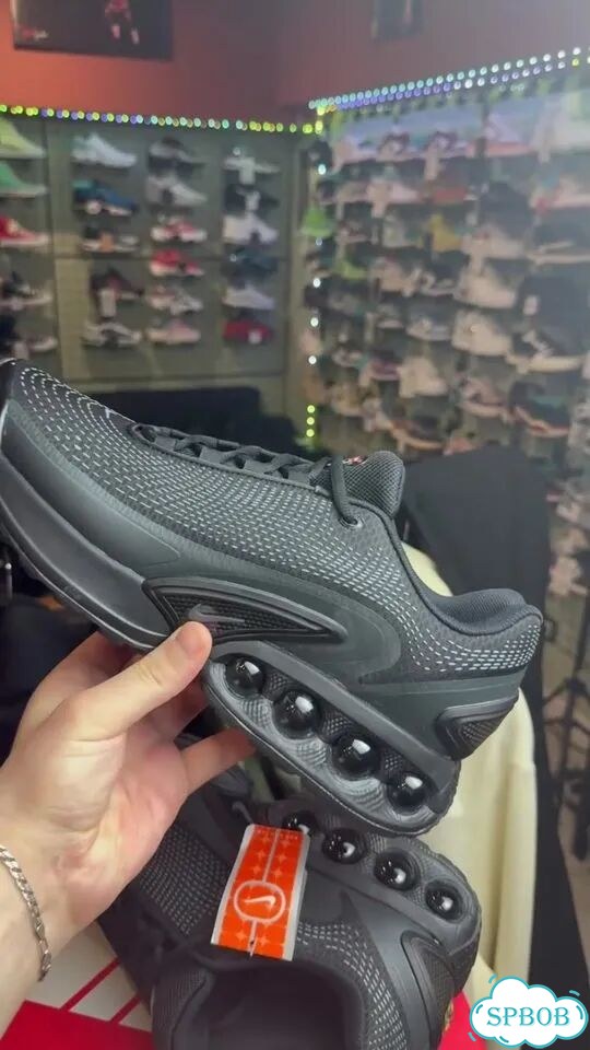 Кроссовки Nike Air Max DN фото 1