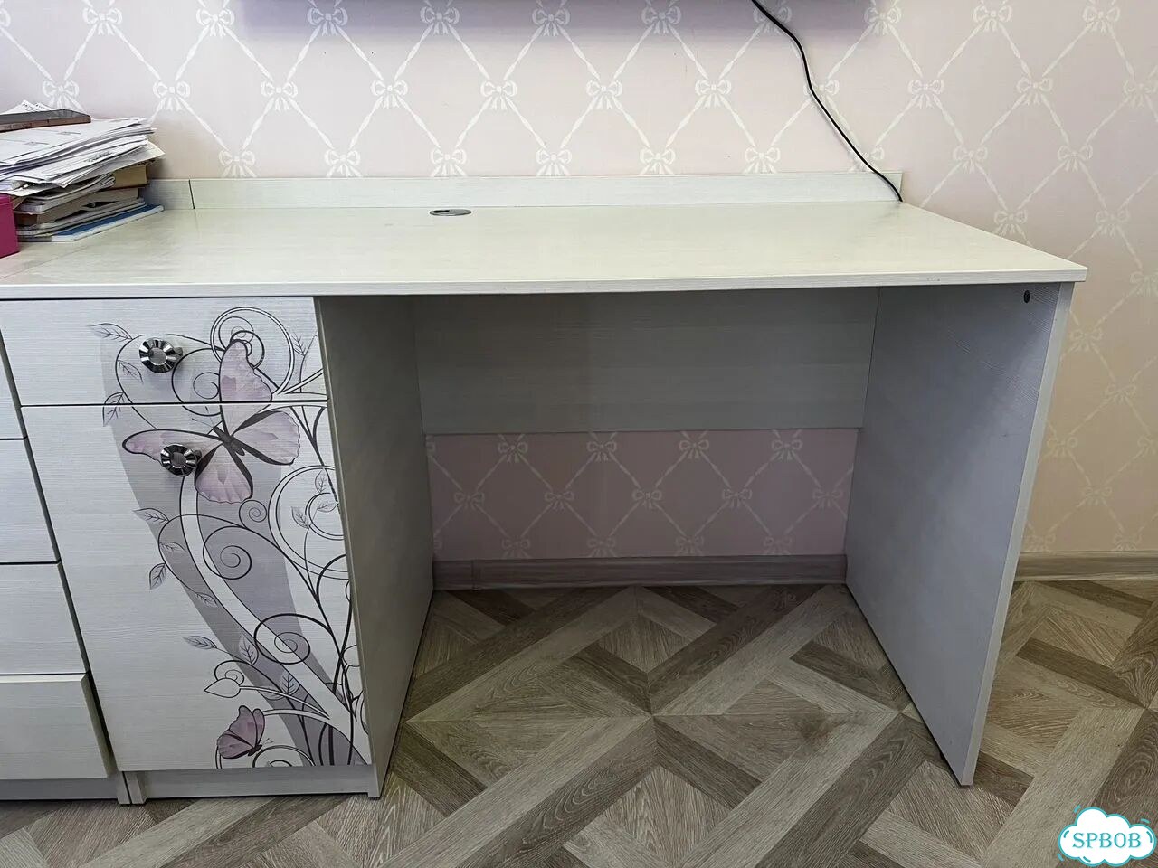 Письменный стол для школьника фото 1
