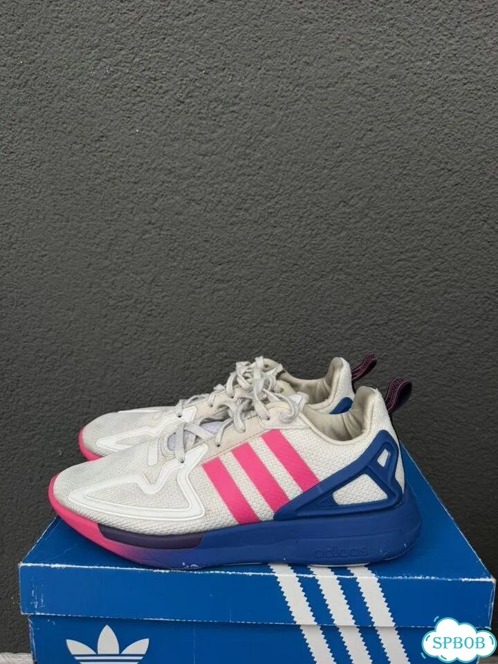 Кроссовки Adidas фото 2
