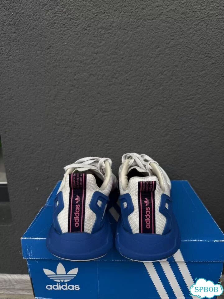 Кроссовки Adidas фото 3