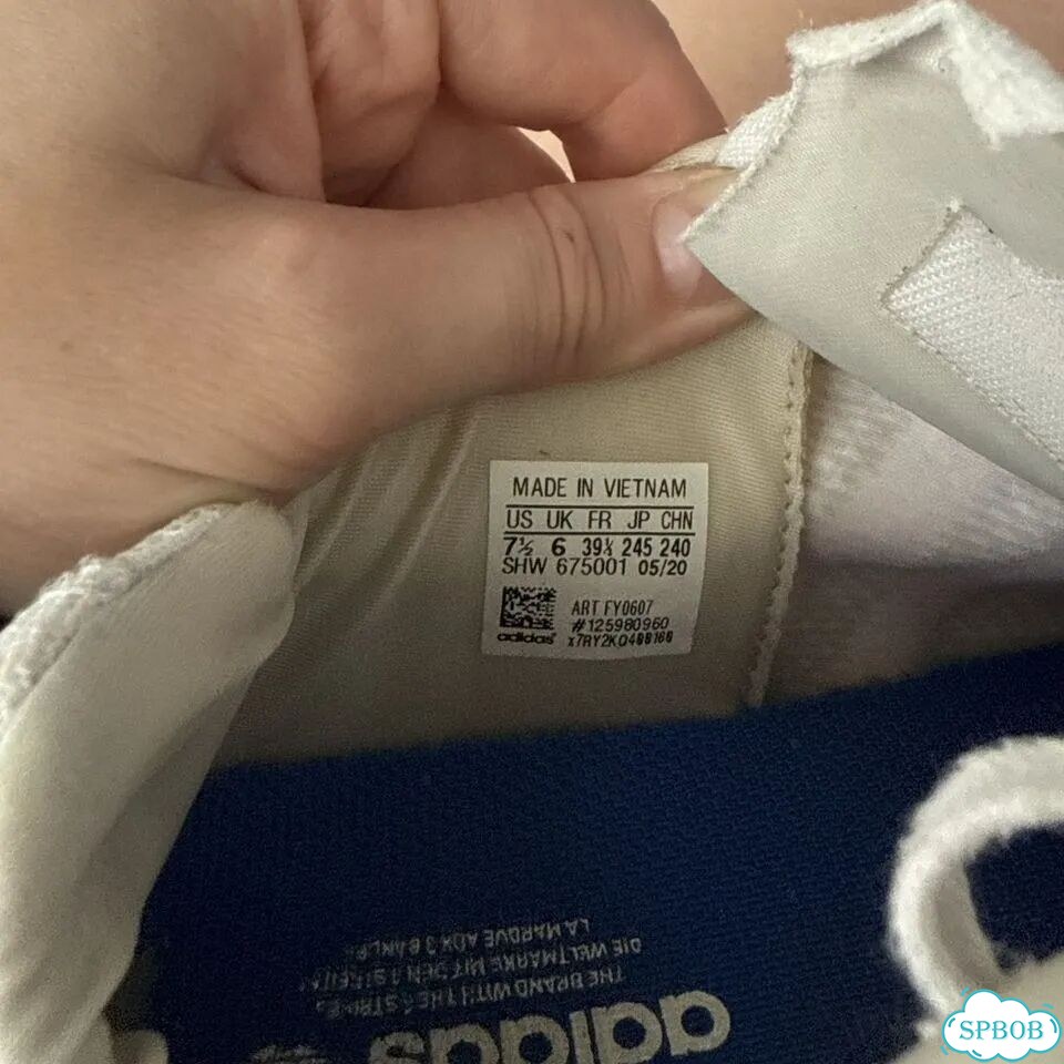 Кроссовки Adidas фото 6