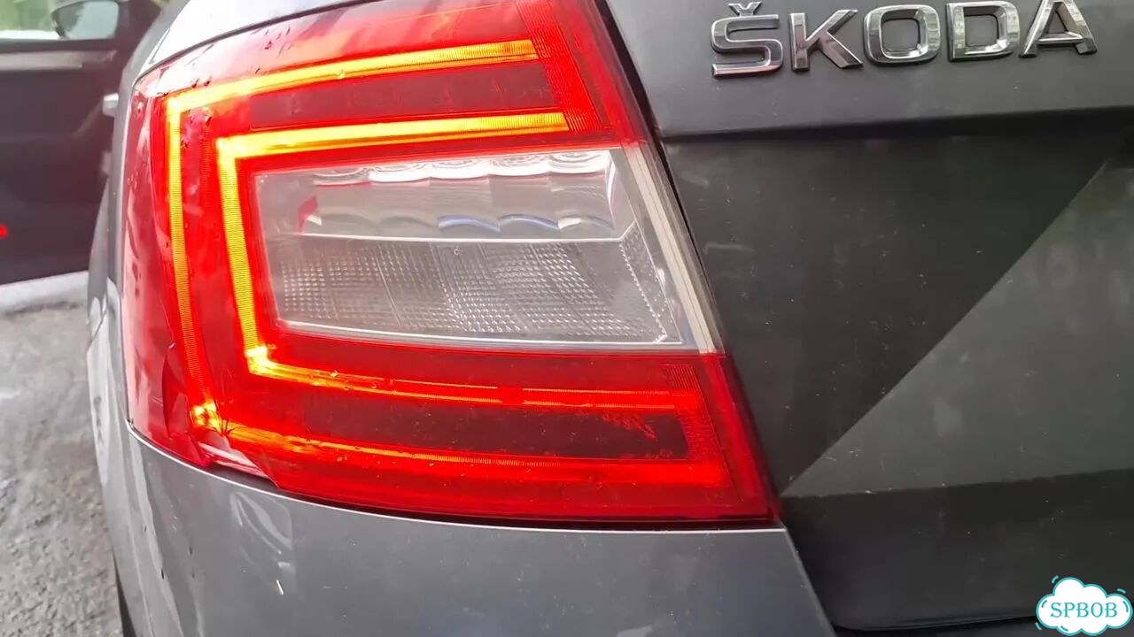 Фара задняя правая skoda octavia A7 фото 1