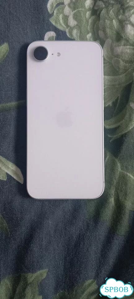 iPhone 16e, 256 ГБ фото 1