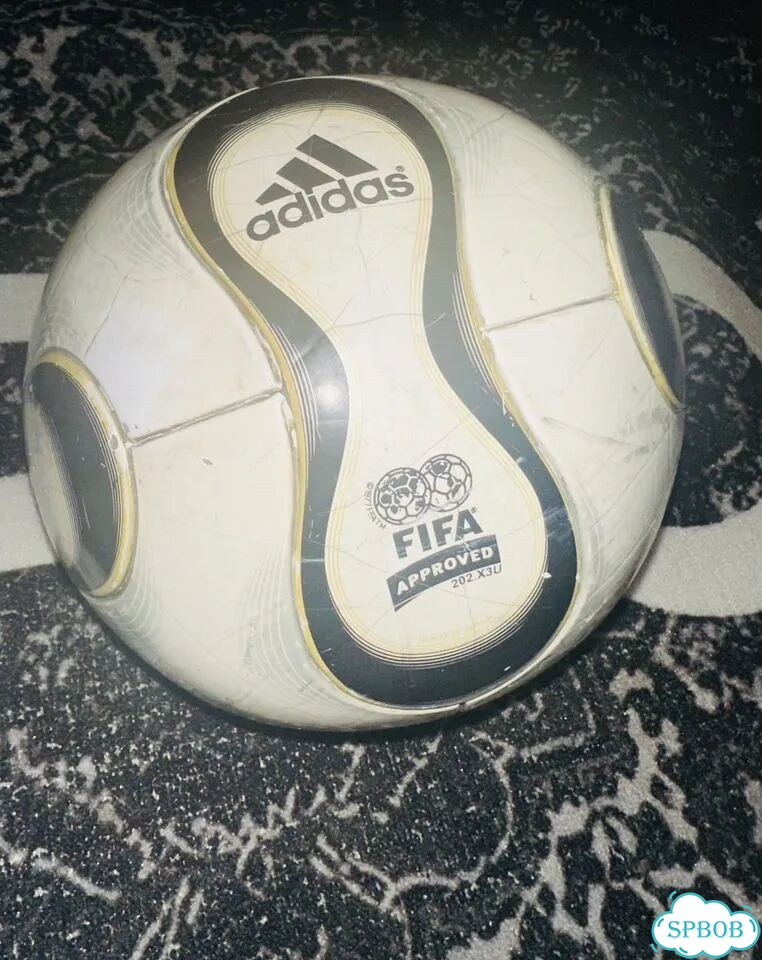 Футбольный мяч adidas teamgeist оригинал фото 2