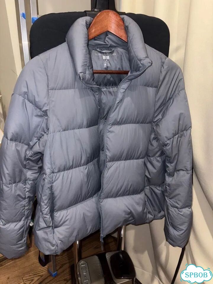 Uniqlo пуховик женский xs фото 1