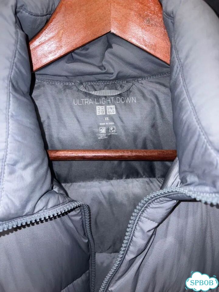 Uniqlo пуховик женский xs фото 3