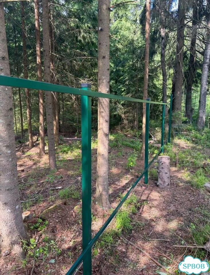 Установка заборов из евро штакетника фото 4