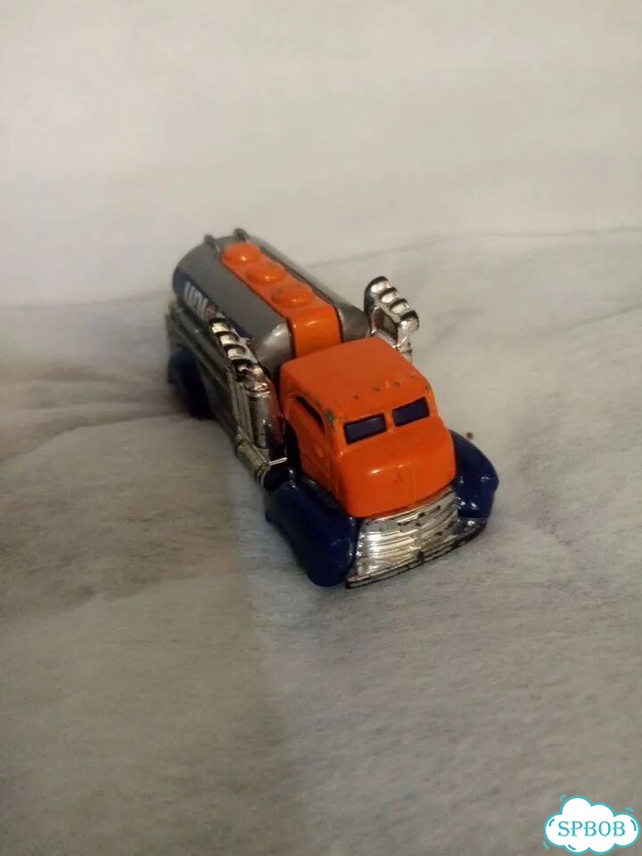 Hot wheels premium бензовоз union 76 фото 1