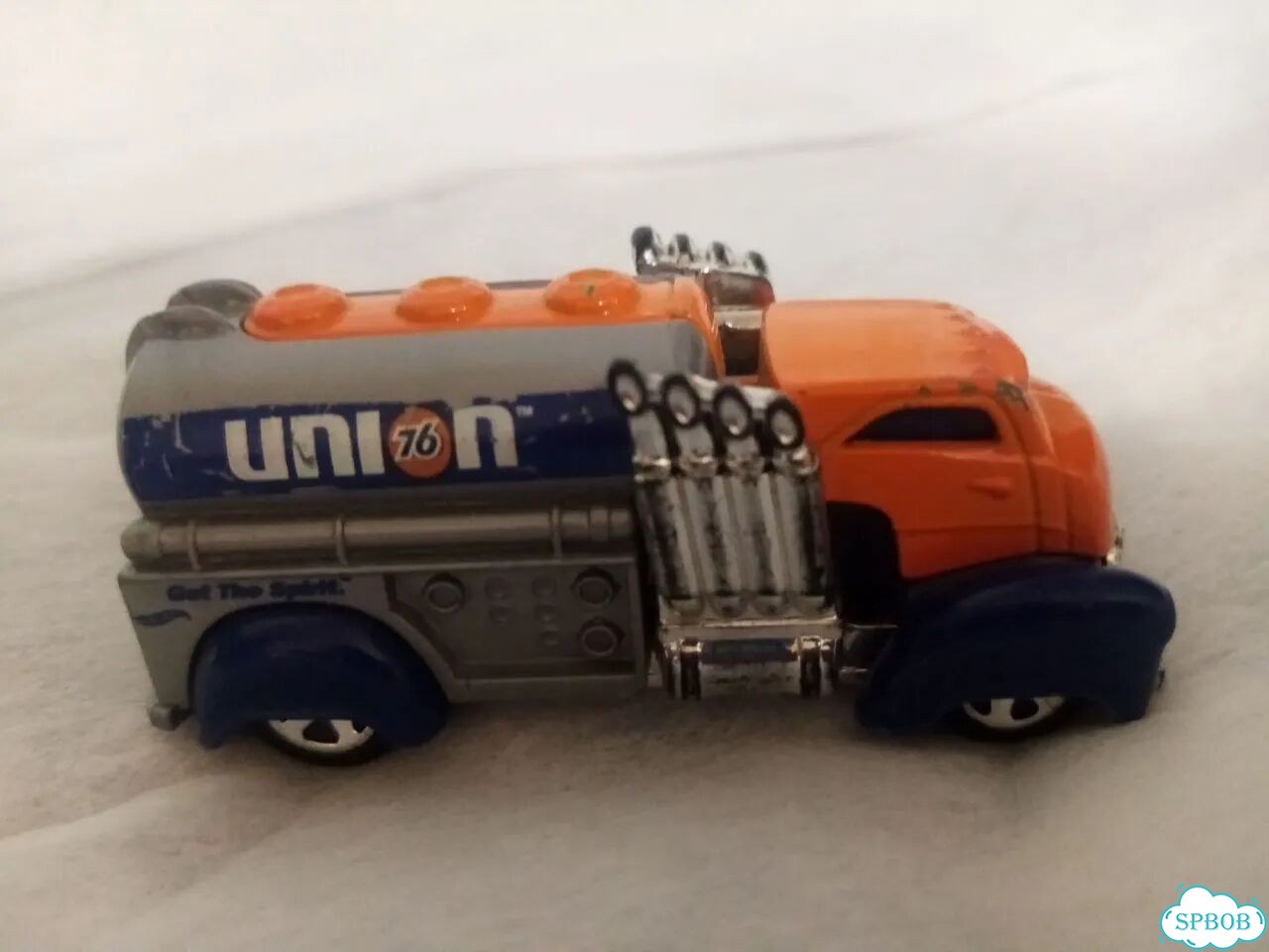 Hot wheels premium бензовоз union 76 фото 2