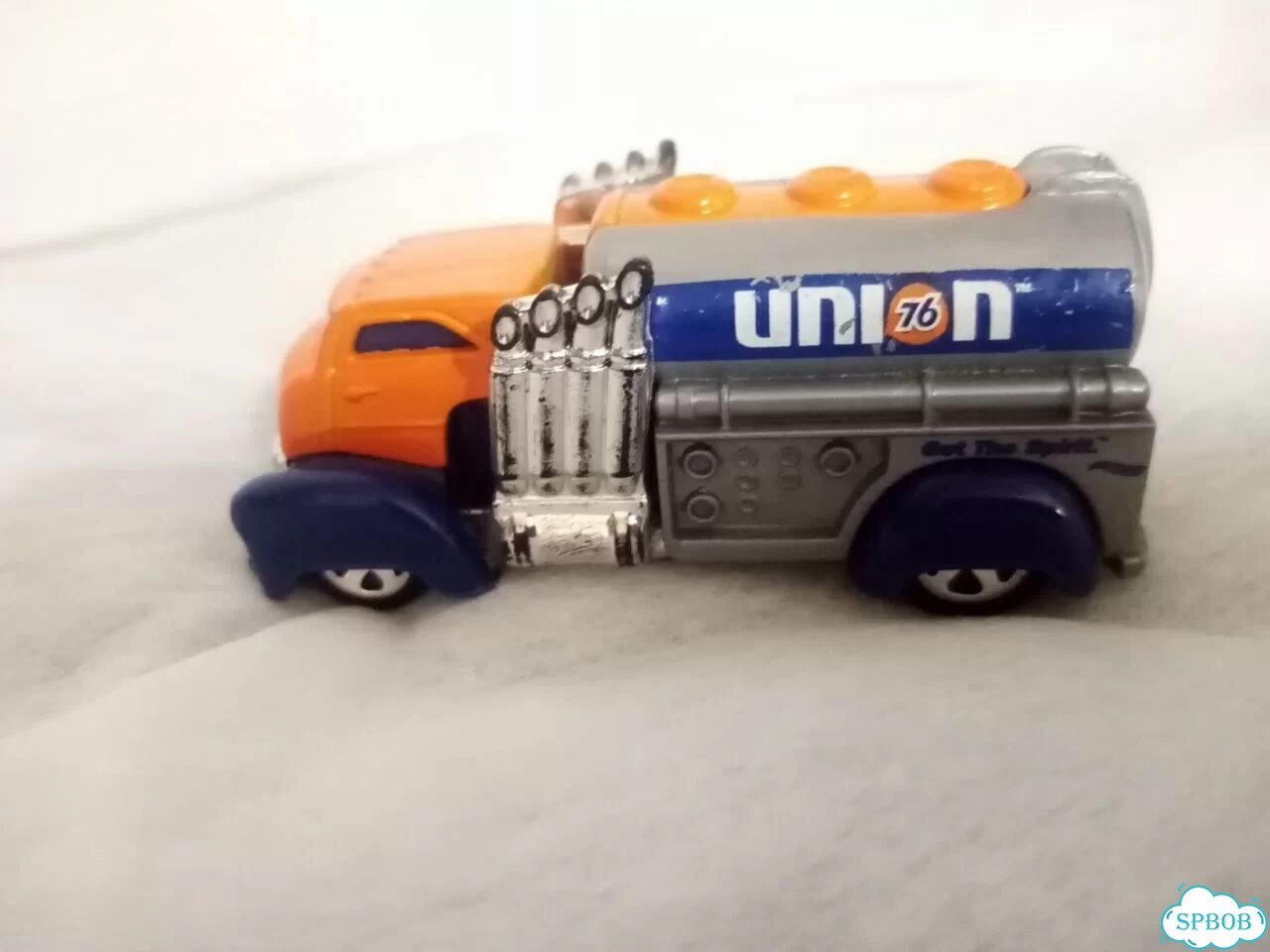 Hot wheels premium бензовоз union 76 фото 3