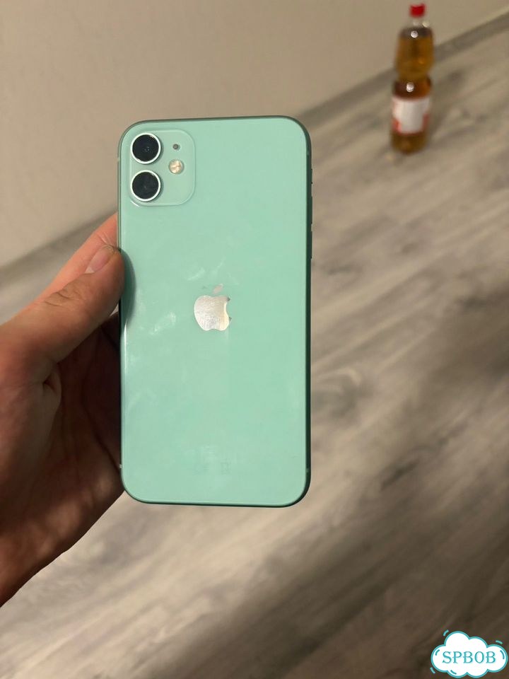 iPhone 11, 64 ГБ, eSIM фото 1