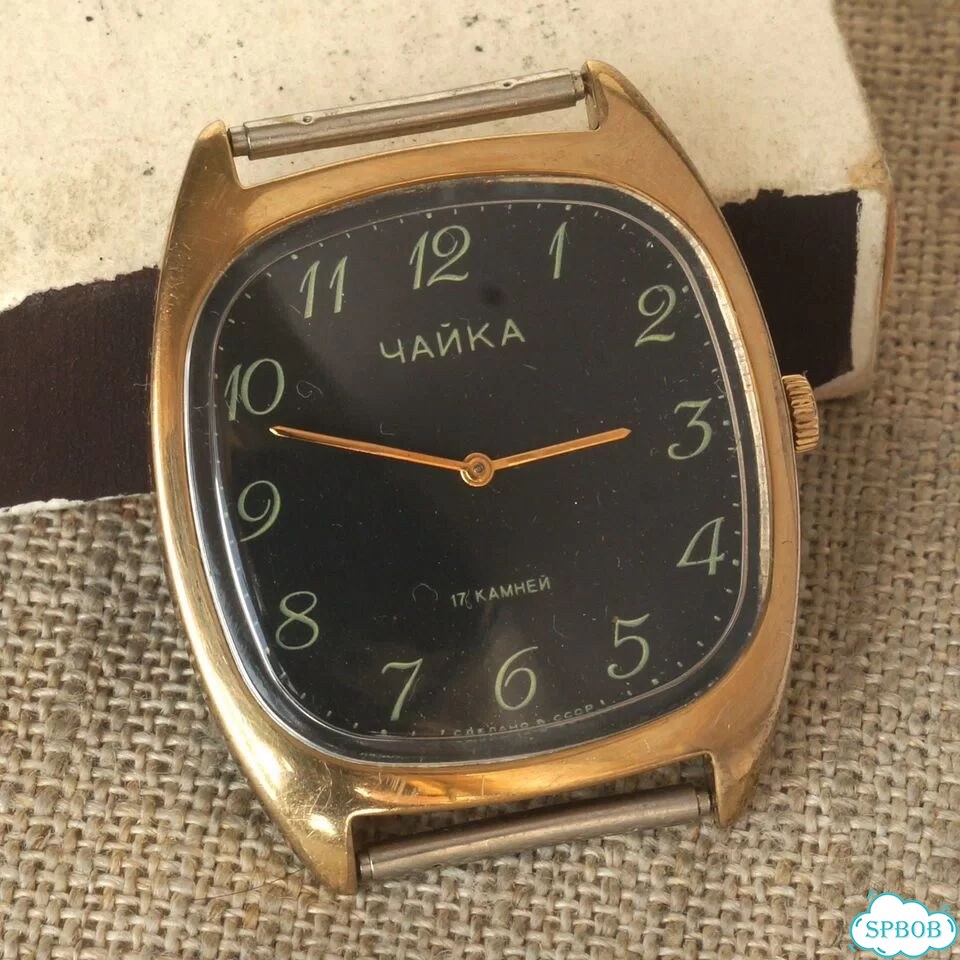 Квадратные часы Чайка 1601 СССР 1980е позолота Au фото 1