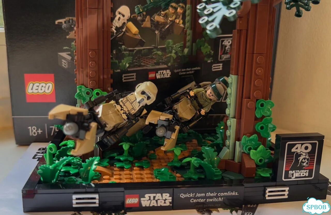 Lego Star Wars 75353 Endor Speeder Chase Diorama фото 2