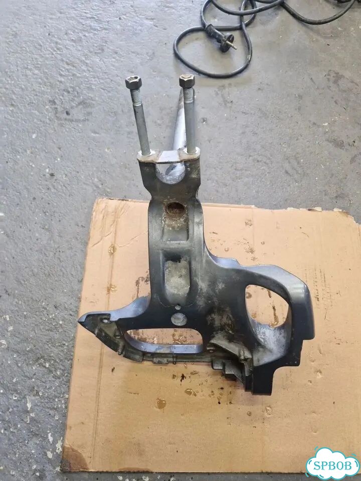 Ось поворота Yamaha F20/F15 фото 4