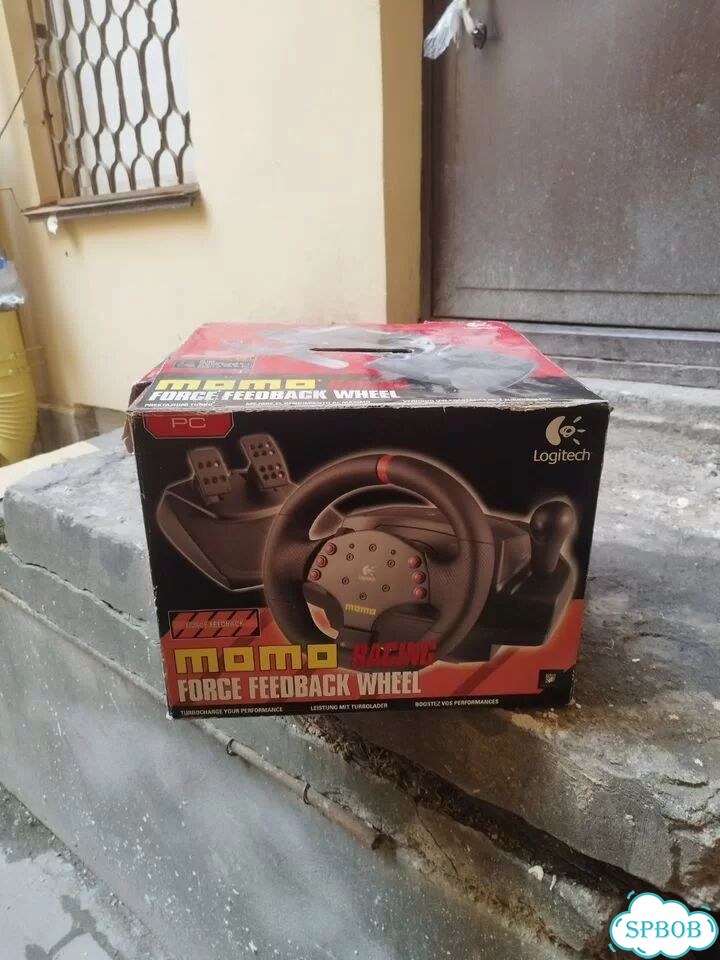 Logitech momo racing фото 5